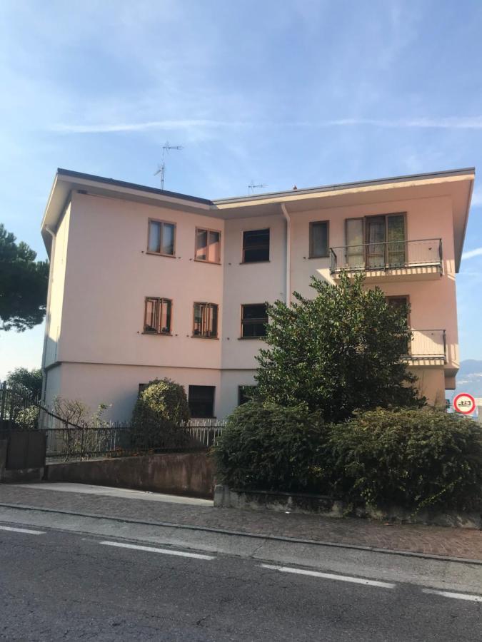 Gli Oleandri Hotel Bellano Exterior foto